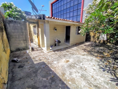 Casa em Poço, Maceió/AL de 250m² 5 quartos à venda por R$ 409.000,00