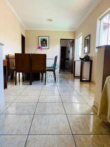 Casa em Saudade, Belo Horizonte/MG de 10m² 3 quartos à venda por R$ 389.000,00
