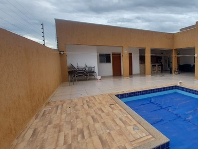 Casa em Setor Oeste (Gama), Brasília/DF de 370m² 4 quartos à venda por R$ 899.000,00