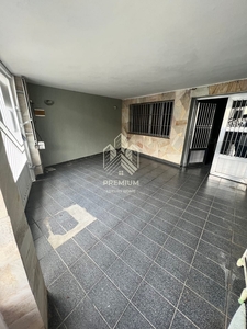 Casa em Vila Cleonice, São Paulo/SP de 134m² 4 quartos à venda por R$ 589.000,00