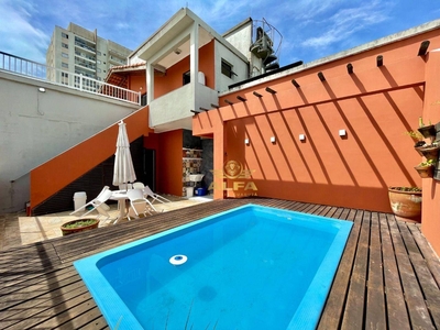 Cobertura em Jardim Las Palmas, Guarujá/SP de 160m² 3 quartos à venda por R$ 749.000,00