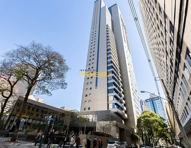 Sala em Centro, Curitiba/PR de 47m² à venda por R$ 549.000,00