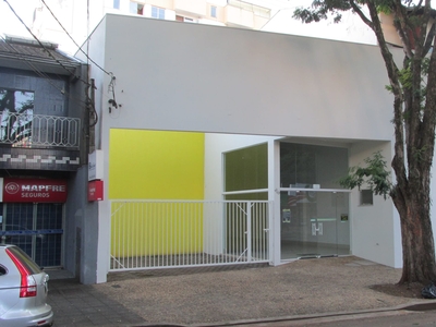 Sala em Zona 07, Maringá/PR de 235m² à venda por R$ 999.000,00