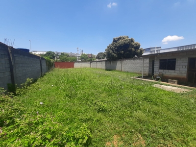 Terreno em Água Branca, Contagem/MG de 371m² à venda por R$ 1.098.000,00