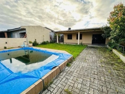 Casa à venda com piscina no bairro nordeste em imbé