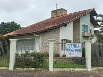Casa à venda no bairro carianos - florianópolis/sc