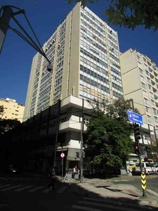 Andar para alugar no bairro Centro, 318m²