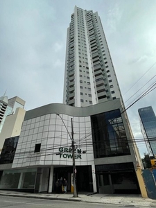 Apartamento com 1 dormitório para alugar, 66 m² por R$ 2.359,27/mês - Centro - Curitiba/PR