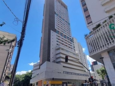 Apartamento com 2 quartos para alugar, 47.90 m2 por r$1900.00 - centro - curitiba/pr