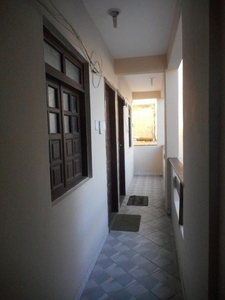 Apartamento, em Pituaçu-orla garagem (portão eletrônico)