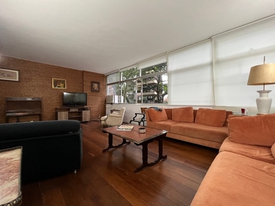 Apartamento para aluguel possui 130 metros quadrados com 3 quartos em Ipanema - Rio de Jan