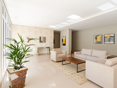 Apartamento para venda no Bairro Santa Paula, SCS - 89 m² com 3 dormitórios 2 vagas, terra