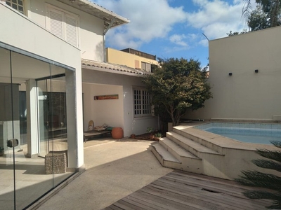Casa à venda, 4 quartos, 2 suítes, 4 vagas, Belvedere - Belo Horizonte/MG