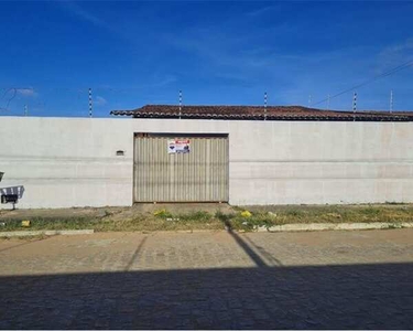 Casa com 2 dormitórios à venda, 75 m²