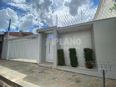 Casa com 3 quartos à venda na rua bahia, 198, jardim cruzeiro do sul, são carlos, 280 m2 por r$ 900.000