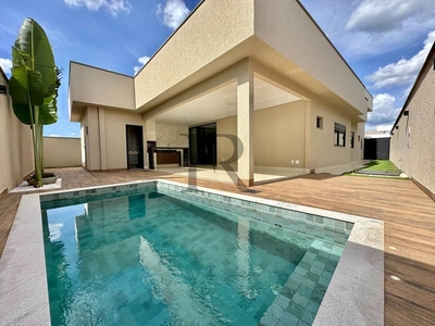 Casa com 4 quartos à venda, 445.0m²