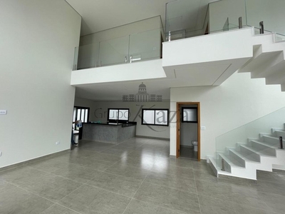 Casa em Condomínio - Urbanova - Condomínio Mônaco Santa Isabel - 310m² - 4 Dormitórios.