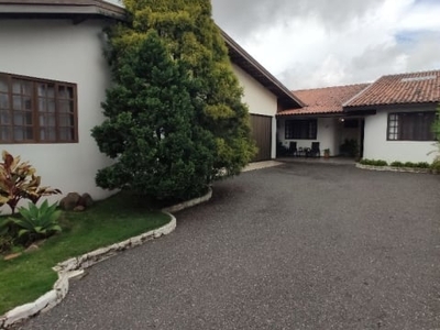 Casa estilo colonial - bairro ouro verde, campo largo