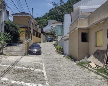 Casa linear em condomínio fechado na Taquara