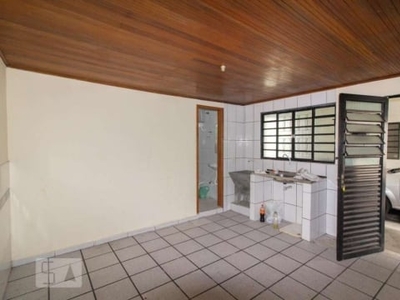 Casa para aluguel - boqueirão, 1 quarto, 40 m² - curitiba
