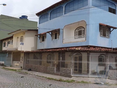 Casa para venda com 600 metros quadrados com 4 quartos em IBES - Vila Velha - ES