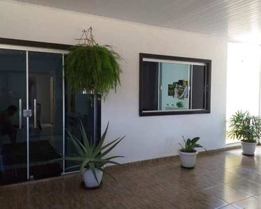 Casa para venda possui 136 metros quadrados com 3 quartos em Soteco - Vila Velha - ES