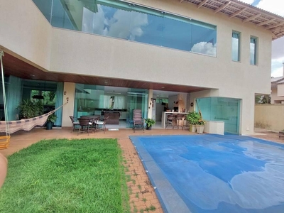 Cond. horizontal casa com 5 quartos à venda, 420.0m²