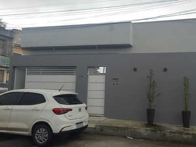 Go Up imóveis vende em parceria: Excelente casa no Residencial Antônio Queiroz, Ananinde