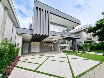 Luxuosa e Impecável Casa Nova para venda e locação no Jardim do Golfe III em São José dos