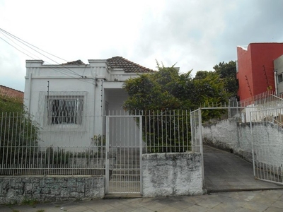 PORTO ALEGRE - Casa Padrão - PARTENON