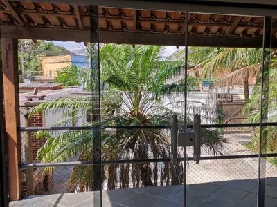 vendo casa bem ampra