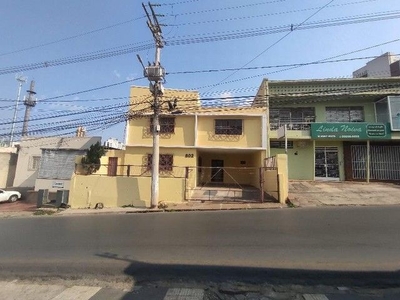 Casa com 9 quarto(s) no bairro Centro em Cuiabá - MT