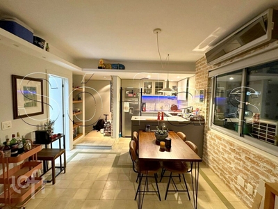 Apartamento à venda em Moema Pássaros com 42 m², 1 quarto, 1 suíte, 1 vaga
