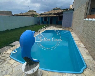 Bela casa a venda de 2 quartos com piscina e área gourmet em Unamar, Tamoios - Cabo Frio