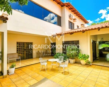 Casa com 5 quartos sendo 3 suítes