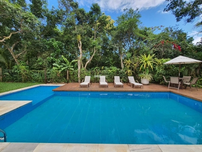 Casa de alto padrão, com piscina, na praia de Itamambuca, Ubatuba - Lii