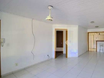 Casa de Condomínio para Aluguel - Olaria, 2 Quartos, 75 m2