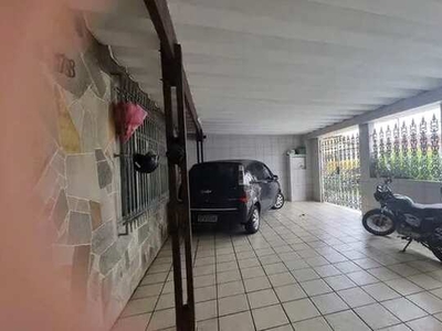 Vende-se linda casa em São Vicente, na Cidade Náutica!