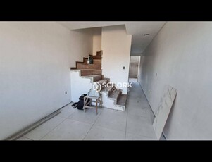 Casa no Bairro Água Verde em Blumenau com 2 Dormitórios (2 suítes) e 71 m²