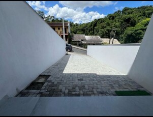 Casa no Bairro Escola Agrícola em Blumenau com 3 Dormitórios (3 suítes) e 116 m²