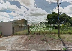 Casa Térrea à Venda por R$ 275.000