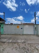 Vendo Casa no Tabuleiro do Pinto, próx. a Distribuidora Novo Brasil
