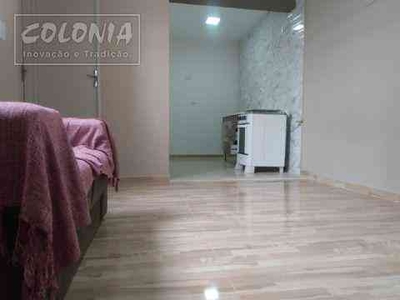 Casa com 2 quartos para alugar no bairro Vila Lucinda, 45m²