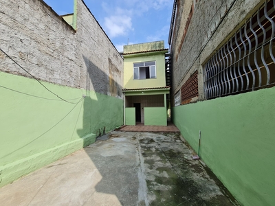 Casa em Centro, São João de Meriti/RJ de 80m² 3 quartos para locação R$ 1.200,00/mes
