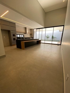 Casa em Setor Habitacional Vicente Pires (Taguatinga), Brasília/DF de 315m² 4 quartos à venda por R$ 1.839.000,00
