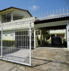 Casa à venda por R$ 640.000