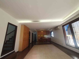 Casa com 5 quartos à venda no bairro Grajaú, 400m²
