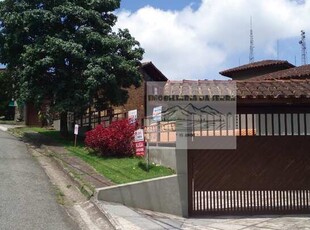 Casa p/ locação no condomínio na Serra da Cantareira: 3 quartos, 1 suíte, 2 salas, 4 banhe