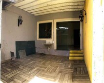 Casa de Vila com 1 dorm e 120m, Contagem - Contagem