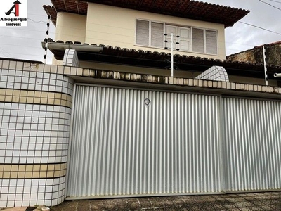 CASA RESIDENCIAL em SÃO LUÍS - MA, BEQUIMÃO